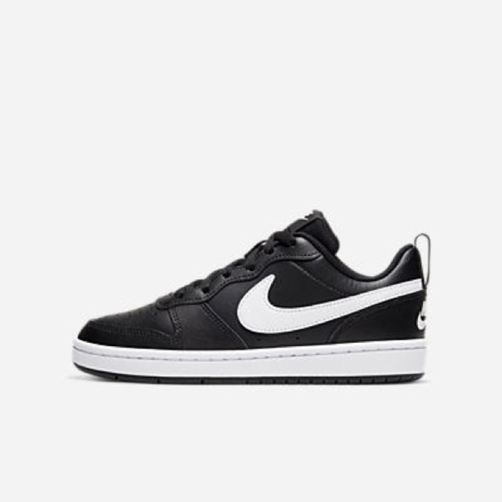 Boy’s Nike Court Sneakers 3.5Y